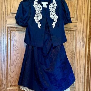 Beautiful Jessica McClintock Girls       Navy Blue 2-Piece Formal Size 14